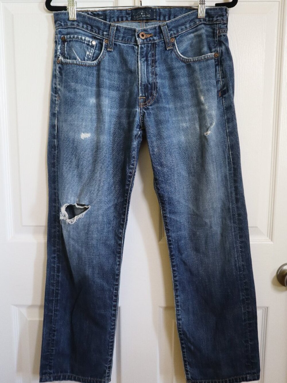 Lucky Brand Mens 221 Original Straight 32x30 Jeans Distressed Denim Pants